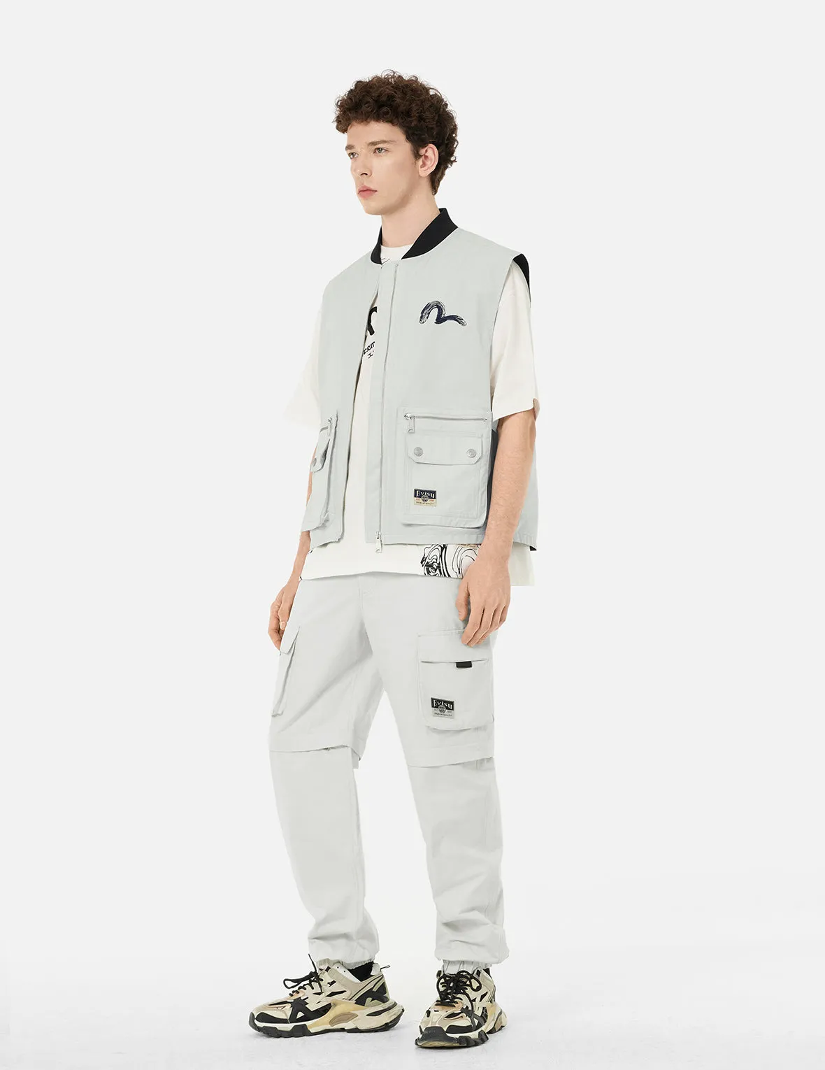 Artistic Logo Embroidery Fashion Fit Vest Jacket