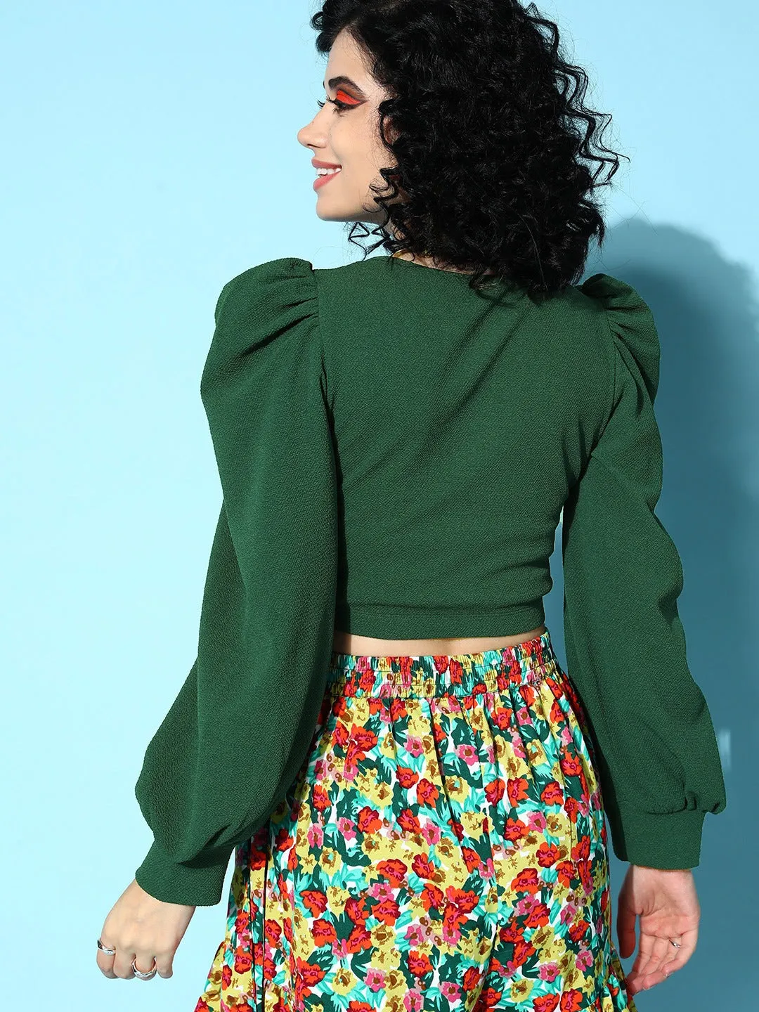 Berrylush Women Solid Green Sweetheart Neck Bishop Sleeve Knitted Cropped Top