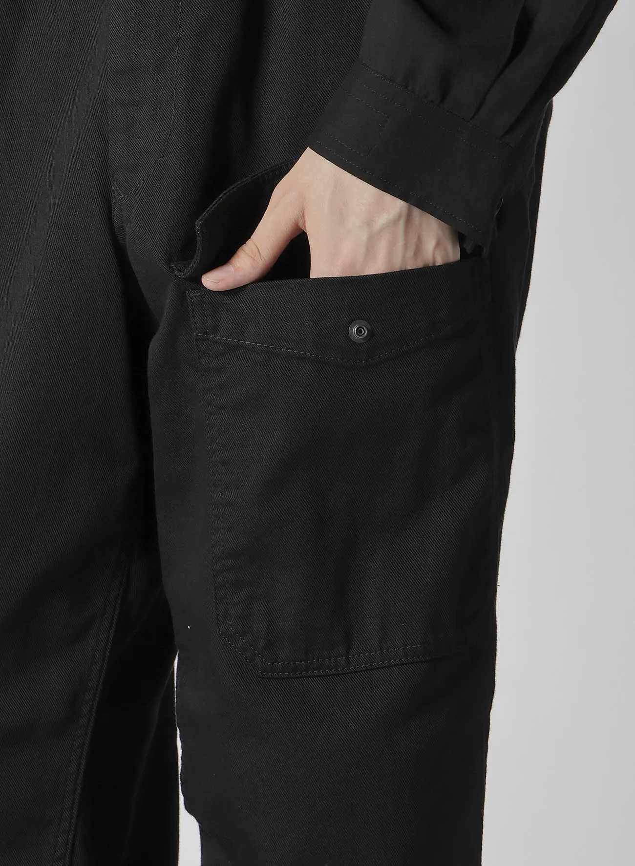 BLACK SCANDAL KATSURAGI NO-TUCK WAIST STRING WORK PANTS