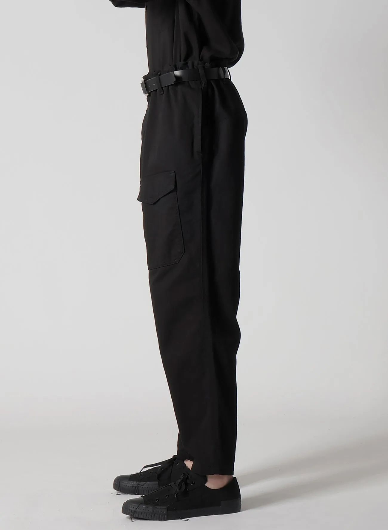BLACK SCANDAL KATSURAGI NO-TUCK WAIST STRING WORK PANTS