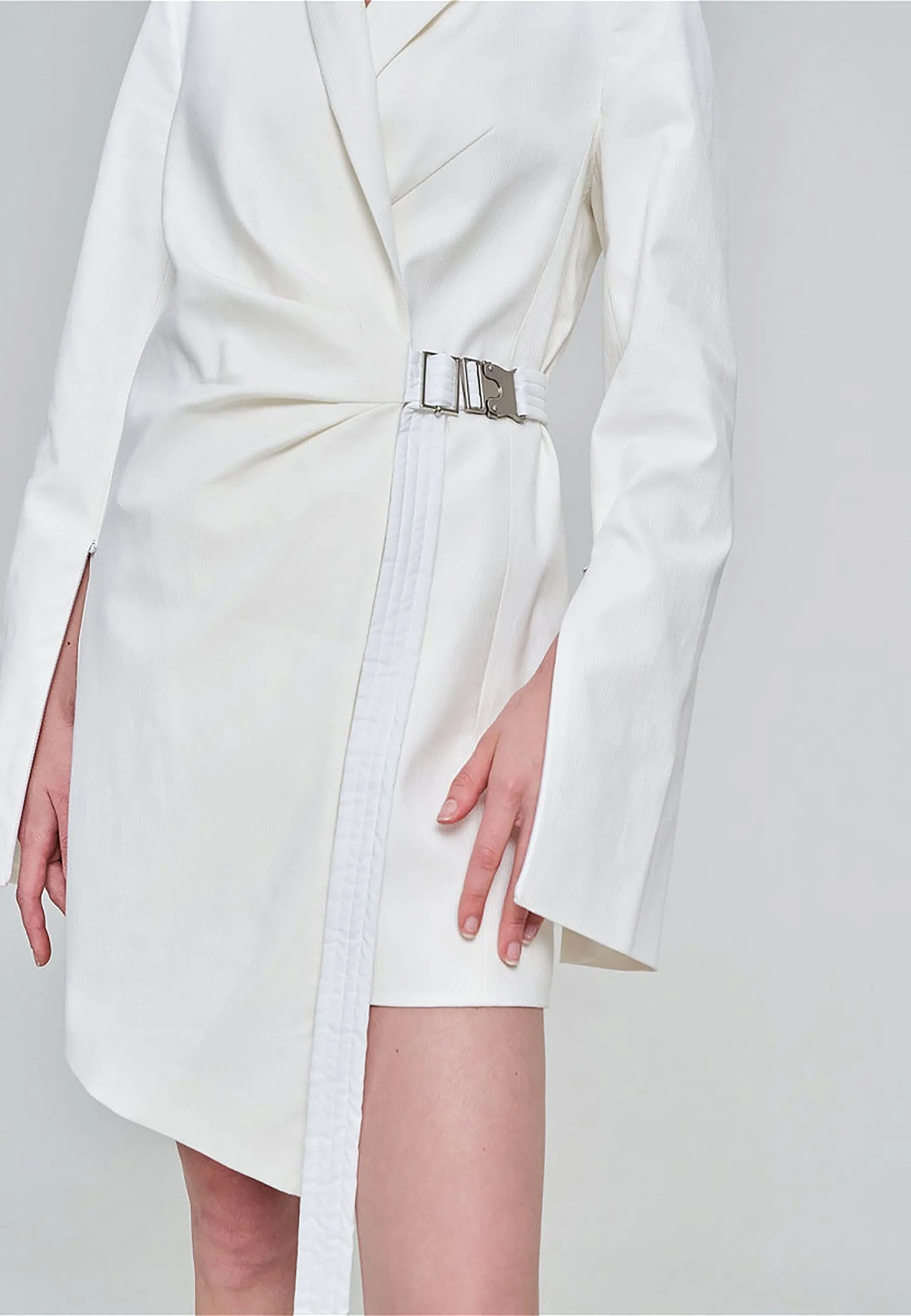 BLAZER Everything Possible White